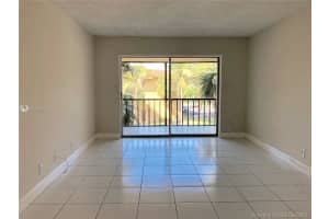 470 NW 20th St, Boca Raton, FL 33431, Sold 11/09/21