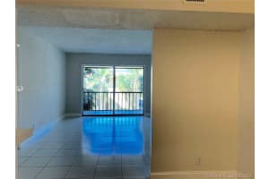 470 NW 20th St, Boca Raton, FL 33431, Sold 11/09/21