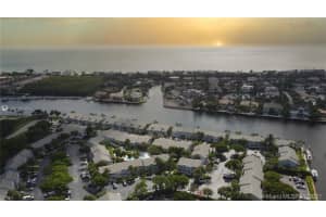 1010 Jeffery St, Boca Raton, FL 33487, Sold 02/04/22