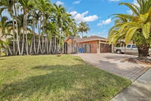 20010 NW 63rd Ave, Hialeah, FL 33015, Sold 11/23/21