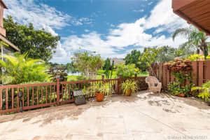 7341 SW 148th Ct, Miami, FL 33193, Sold 11/15/21