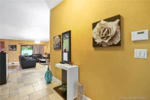 9652 SW 145th Pl, Miami, FL 33186, Sold 10/25/21