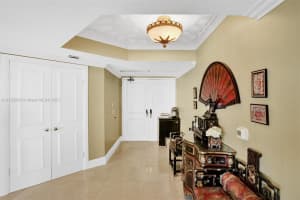 4775 Collins Ave, Miami, FL 33140, Sold 03/21/22