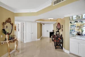4775 Collins Ave, Miami, FL 33140, Sold 03/21/22