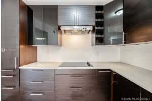 8636 NW 2nd St, Miami, FL 33126, Sold 10/28/21
