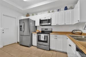 4219 NW 112th Ct, Doral, FL 33178, Sold 11/15/21