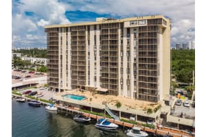 2500 NE 135th St B504, North Miami, FL 33181, Sold 12/08/21