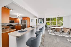 1901 Brickell Ave APT B409, Miami, FL 33129, Sold 01/14/22