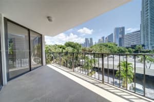 1901 Brickell Ave APT B409, Miami, FL 33129, Sold 01/14/22