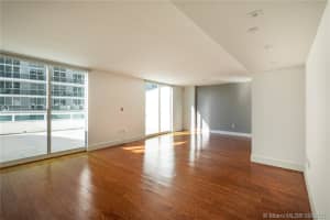 1800 N Bayshore Dr, Miami, FL 33132, Sold 11/05/21