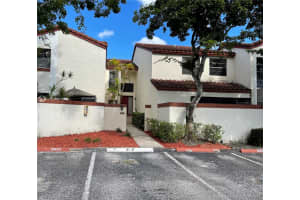 331 Ives Dairy Rd, Miami, FL 33179, Sold 11/30/21
