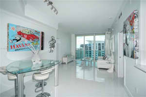 350 SE 2nd St, Fort Lauderdale, FL 33301, Sold 12/06/21
