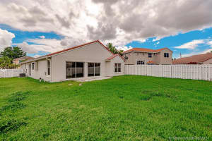 18735 NW 13th St, Pembroke Pines, FL 33029, Sold 11/05/21