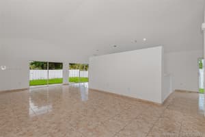 18735 NW 13th St, Pembroke Pines, FL 33029, Sold 11/05/21