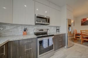 842 SW 151 Pl, Miami, FL 33194, Sold 10/22/21