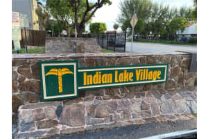 10221 Fontainebleau Blvd, Miami, FL 33172, Sold 10/29/21