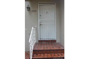 10221 Fontainebleau Blvd, Miami, FL 33172, Sold 10/29/21