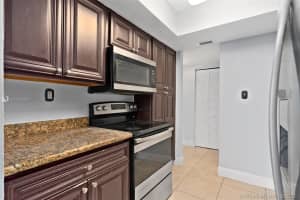 4809 S Texas Ave, Orlando, FL 32839, Sold 10/12/21