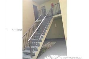 656 NW 114th Ave, Miami, FL 33172, Sold 05/09/22
