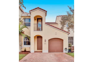14970 SW 41st Ln, Miami, FL 33185, Sold 11/02/21