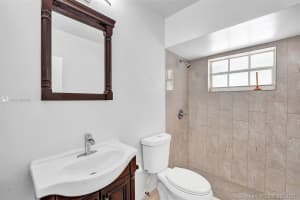 7920 East Dr, North Bay Village, FL 33141, Sold 03/18/22