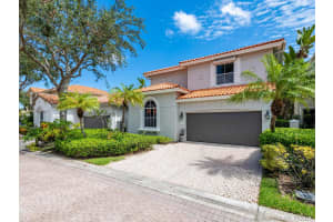 1539 Shoreline Way, Hollywood, FL 33019, Sold 11/16/21