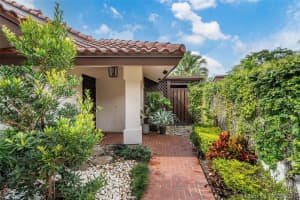 8890 SW 78th Pl, Miami, FL 33156, Sold 12/01/21