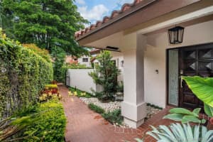 8890 SW 78th Pl, Miami, FL 33156, Sold 12/01/21