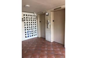 4650 Washington St, Hollywood, FL 33021, Sold 11/17/21
