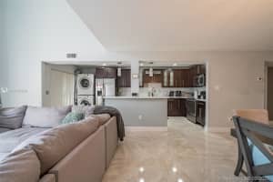 550 NW 210th St, Miami, FL 33169, Sold 11/12/21