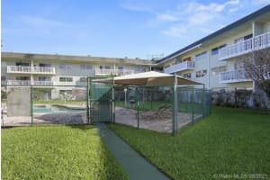 4200 NW 3rd Ct, Plantation, FL 33317, Sold 11/02/21