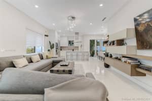 2618 Trapp Ave, Miami, FL 33133, Sold 12/08/21