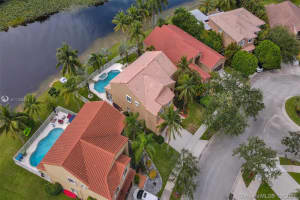 336 Cambridge Dr, Weston, FL 33326, Sold 11/15/21
