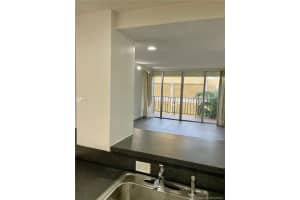 9210 Fontainebleau Blvd, Miami, FL 33172, Sold 12/28/21