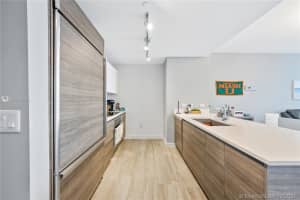 1100S S Miami Ave, Miami, FL 33130, Sold 02/07/22