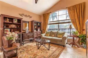 1040 NW 189th Ave, Pembroke Pines, FL 33029, Sold 11/10/21