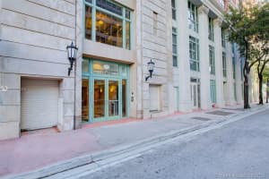 111 E Flagler St, Miami, FL 33131, Sold 12/17/21