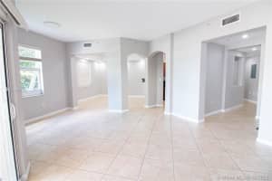 11403 NW 89th St, Doral, FL 33178, Sold 12/06/21