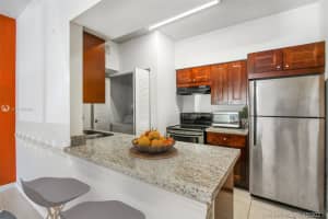 18352 NW 68th Ave, Hialeah, FL 33015, Sold 12/16/21