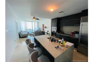 900 Biscayne Blvd, Miami, FL 33132, Sold 04/26/22