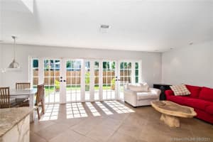 9221 SW 147th Ct, Miami, FL 33196, Sold 01/14/22