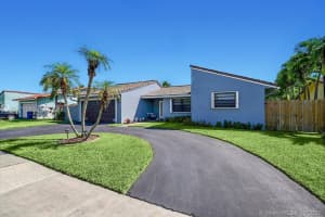 5730 SW 114th Ave, Cooper City, FL 33330, Sold 10/26/21
