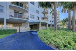 210 Seaview Dr, Key Biscayne, FL 33149, Sold 01/18/22