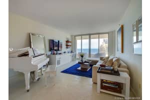 791 Crandon Blvd, Key Biscayne, FL 33149, Sold 02/22/22