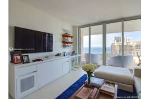 791 Crandon Blvd, Key Biscayne, FL 33149, Sold 02/22/22