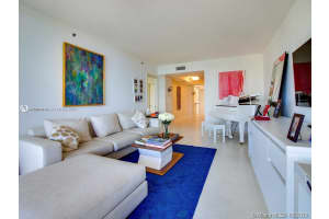 791 Crandon Blvd, Key Biscayne, FL 33149, Sold 02/22/22