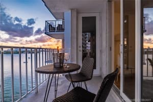 1228 West Ave, Miami Beach, FL 33139, Sold 11/22/21