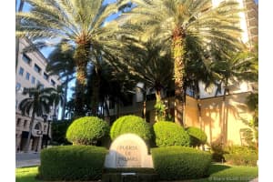888 Douglas Rd, Coral Gables, FL 33134, Sold 12/01/21