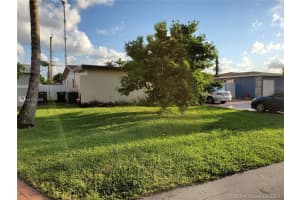 6740 Rose Dr, Miramar, FL 33023, Sold 12/07/21