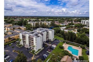 14203 SW 66th St, Miami, FL 33183, Sold 12/14/21